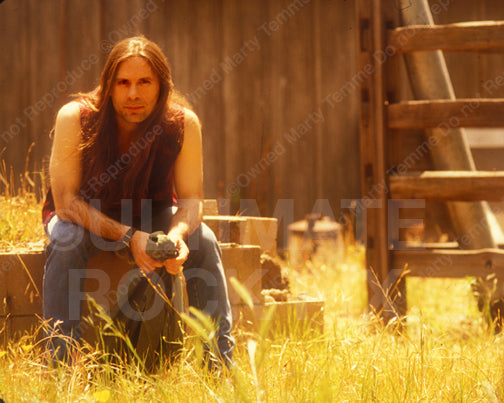 Photo of Bruce Dickinson during a photo shoot in 1994 by Marty Temme