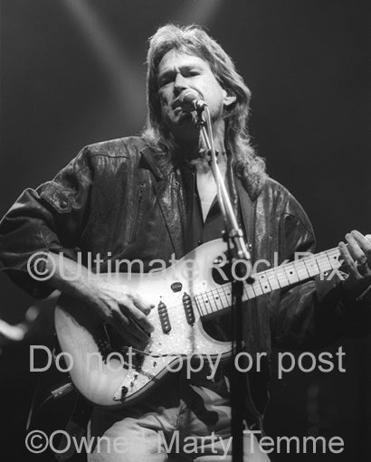 Black and white photo of Bill Champlin of Chicago onstage in 1990 by Marty Temme
