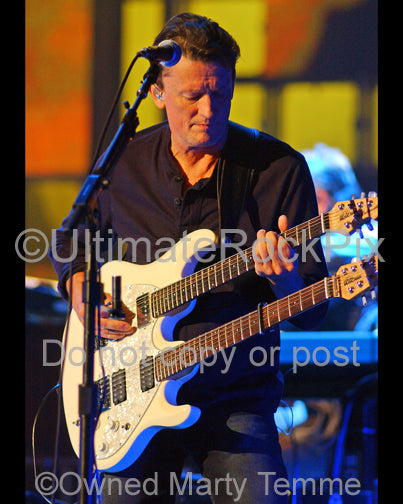 Photo of guitarist Steuart Smith in concert in 2008 by Marty Temme