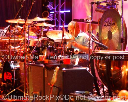Photo of drummer Ben Smith of Heart in concert in 2007 by Marty Temme