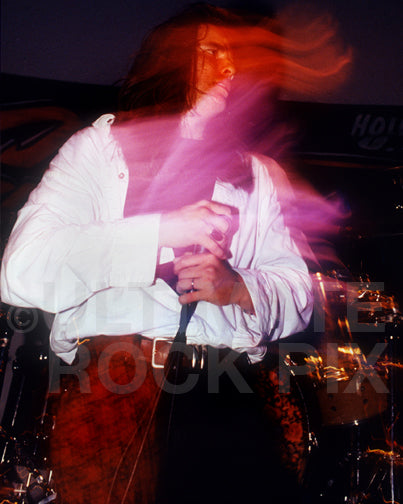 Photo of John Garcia of Kyuss in concert in 1994 in Hollywood, California by Marty Temme