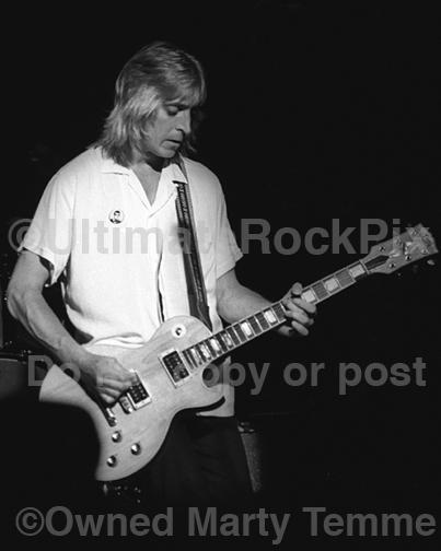 Black and White Photos of Mick Ronson Playing a Gibson Les Paul in 1979 by Marty Temme