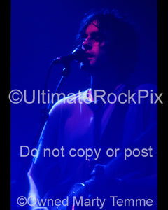 Photo of Jason Pierce of Spiritualized in concert by Marty Temme