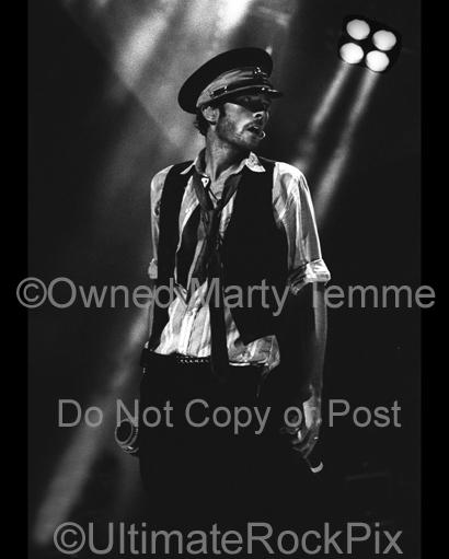Black and White Photos of Vocalist Scott Weiland of Velvet Revolver with His Megaphone in Concert by Marty Temme