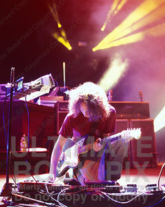 Photos of Mike Einziger of Incubus Playing a Fender Jazzmaster by Marty Temme – Ultimate Rock Pix