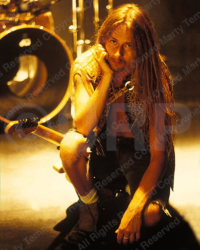 Photo of Jerry Cantrell of Alice In Chains in 1991 by Marty Temme