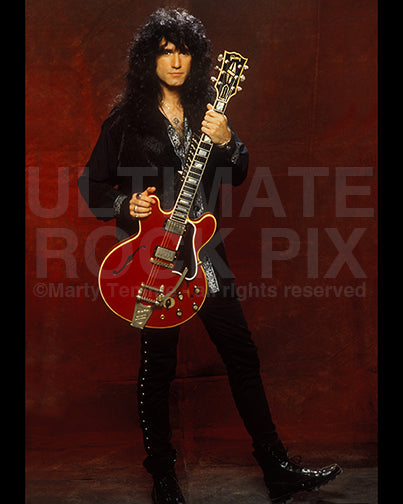 Photo of musician Bruce Kulick of Kiss during a photo shoot in 1993 in Los Angeles, California by Marty Temme