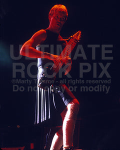 Photo of bassist Nick Beggs in concert by Marty Temme