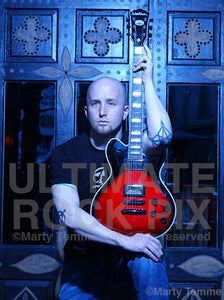 Photo of guitarist Sonny Mayo of Sevendust during a photo shoot in 2007 by Marty Temme