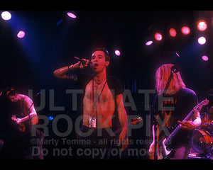 Photo of the band Sponge in concert in 1995 by Marty Temme