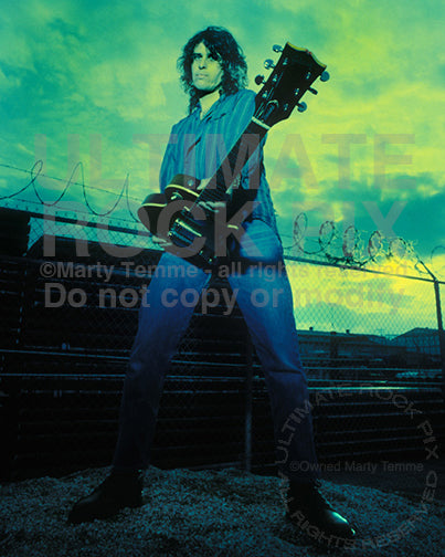 Photo of Dean DeLeo of Stone Temple Pilots during a photo shoot by Marty Temme