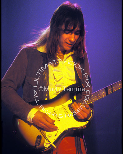Photo of Jimmy Crespo of Aerosmith in 1980 by Marty Temme