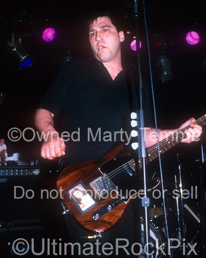 Photo of Greg Dulli of The Afghan Whigs in concert in 1999 by Marty Temme