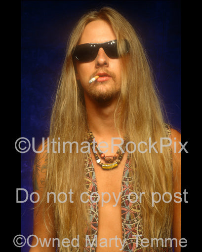 Photo of Jerry Cantrell of Alice in Chains during a photo shoot in 1991 by Marty Temme