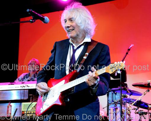 Photos of Guitarist Albert Lee in Concert by Photographer Marty Temme