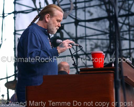 Photos of Gregg Allman of The Allman Brothers Playing a Goff Organ in Concert by Marty Temme