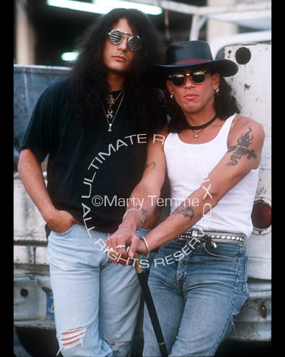 Photo of Stephen Pearcy and Fred Coury of Arcade during a photo shoot in 1992 by Marty Temme