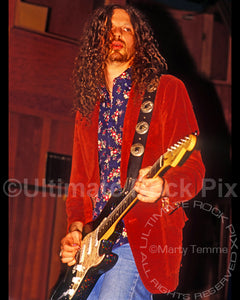 Photo of guitar player Audley Freed of Cry of Love in concert in 1994 by Marty Temme