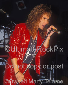 Photo of singer John Waite of Bad English and The Babys in concert in 1989 by Marty Temme