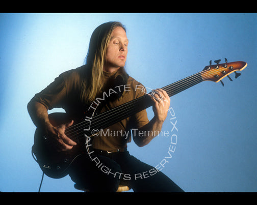 Photo of bass player Steve Bailey during a photo shoot by Marty Temme