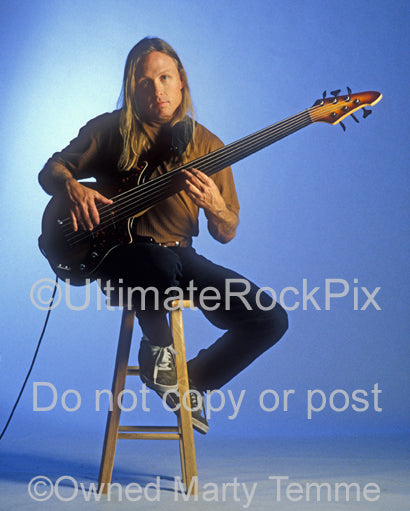 Photo of Steve Bailey during a photo shoot with his Aria Pro II bass by Marty Temme