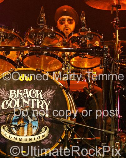 Photos of Drummer Jason Bonham in Concert of Band Black Country Communion in 2011 by Marty Temme
