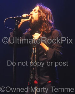 Photos of Singer Chris Robinson of The Black Crowes Performing in Concert by Marty Temme