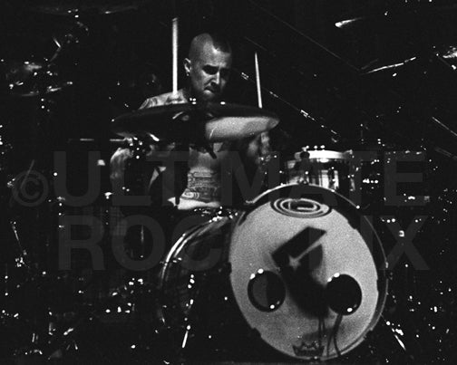 Photo of drummer Travis Barker of Blink-182 in concert by Marty Temme
