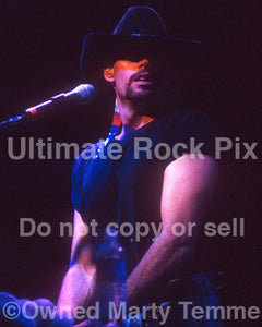 Photo of Dave Robbins of Blackhawk in concert in 1997 by Marty Temme