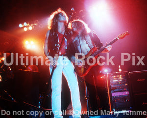 Photo of Daniel MacMaster and Ian Hatton of Bonham in concert in 1990 by Marty Temme
