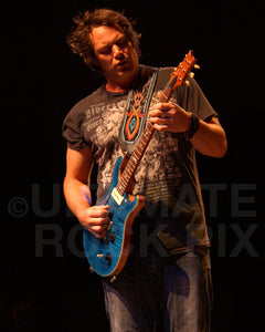 Photo of guitarist Chan Kinchla of Blues Traveler in concert in 2009 by Marty Temme