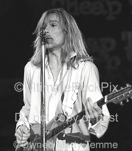 Photos of Robin Zander of Cheap Trick Playing a Rickenbacker Guitar in 1979 by Marty Temme