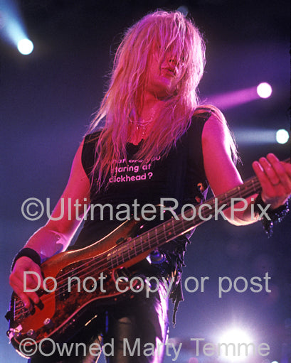 Photo of Eric Brittingham of Cinderella in concert in 1989 by Marty Temme