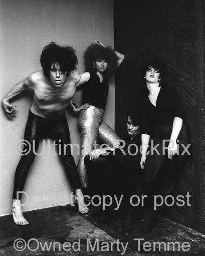 Black and White Photos of Lux Interior and The Cramps Posing Backstage in 1979 by Marty Temme