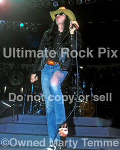 Photo of Ian Astbury of The Cult performing in concert in 1989 by Marty Temme