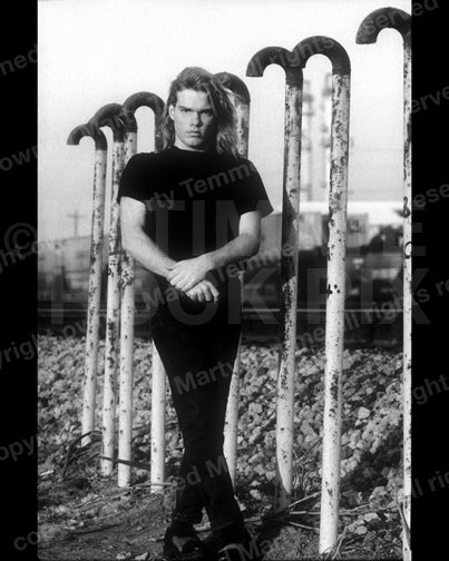 Black and white photo of Desmond Horn during a photo shoot in 1990 by Marty Temme