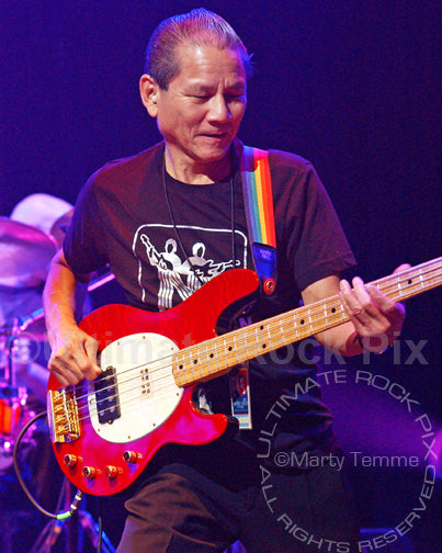 Photo of bass player Phil Chen in concert in 2009 by Marty Temme