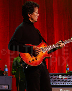 Photo of guitar player Jon Herington of Steely Dan in concert by Marty Temme