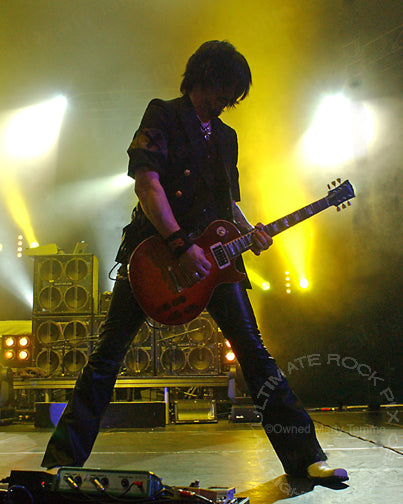 Photo of guitarist Gilby Clarke in concert in 2007 by Marty Temme