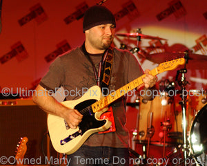 Photo of Guthrie Trapp in concert in 2008 by Marty Temme
