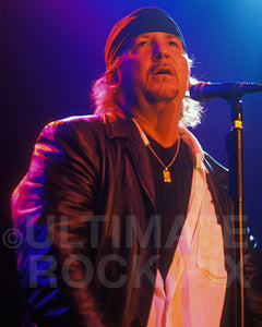 Photo of Jack Russell of Great White in concert in 2005 by Marty Temme