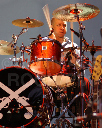Photo of drummer Oliver Charles of Ben Harper in concert by Marty Temme