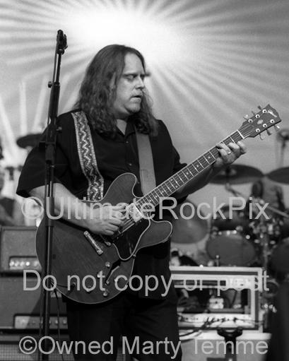 Black and white photos of Warren Haynes of The Allman Brothers and Gov't Mule by Marty Temme