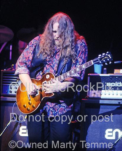 Photos of Warren Haynes of The Allman Brothers in 1994 by Marty Temme
