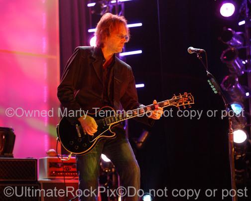Photos of Guitar Player Craig Bartock of Heart in concert by Marty Temme