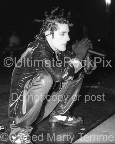 Photo of singer Perry Farrell of Janes Addiction in concert in 1997 - janesbw973