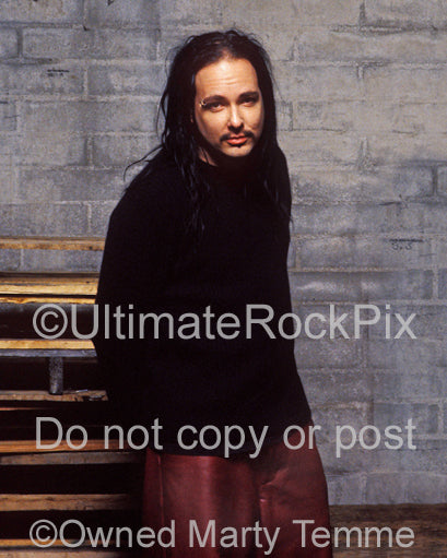 Photo of Jonathan Davis of Korn during a photo shoot in 1999 by Marty Temme