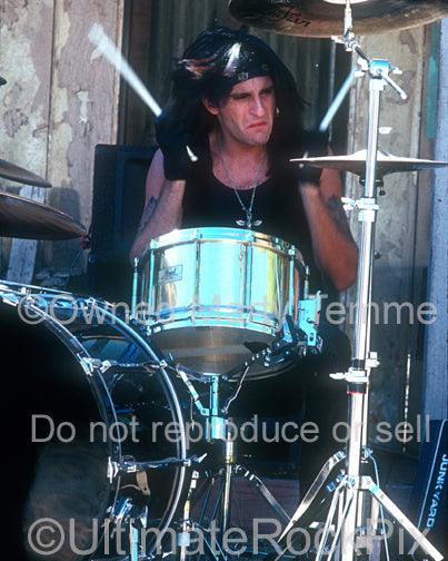 Photos of Pat Muzingo of Junkyard During a Photo Shoot in 1989 ...