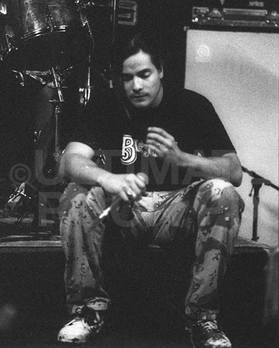 Photo of John Garcia of Kyuss during soundcheck in 1994 by Marty Temme
