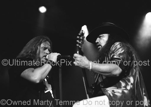 Photo of Johnny Van Zant and Gary Rossington of Lynyrd Skynyrd in 2002 by Marty Temme